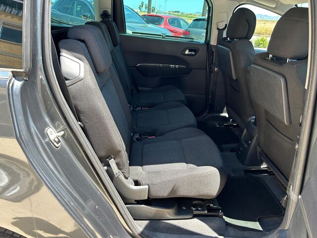 PEUGEOT 5008 SPORT PACK 1.6 E-HDI AUTO SPANISH LHD IN SPAIN 125K 5 SEATS SUPERB 2012